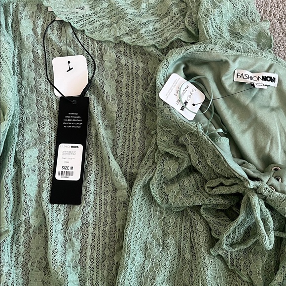 Nwt Fashion Nova Love Addiction Lace Skirt Set Sage Green - Picture 5 of 5